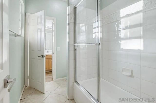 2327 Orchard View Ln, Escondido, CA 92027