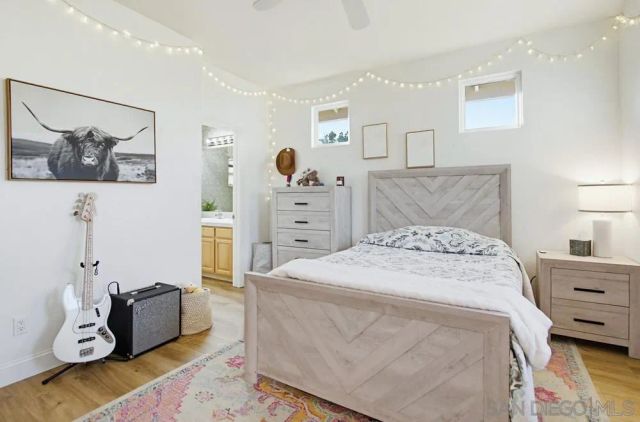 2327 Orchard View Ln, Escondido, CA 92027
