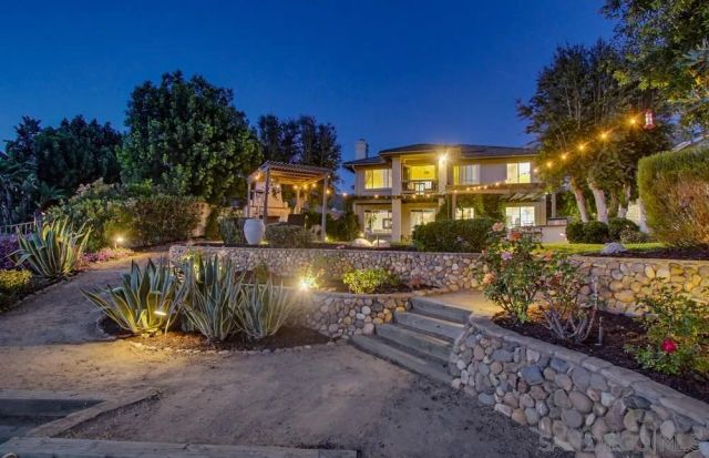 2327 Orchard View Ln, Escondido, CA 92027