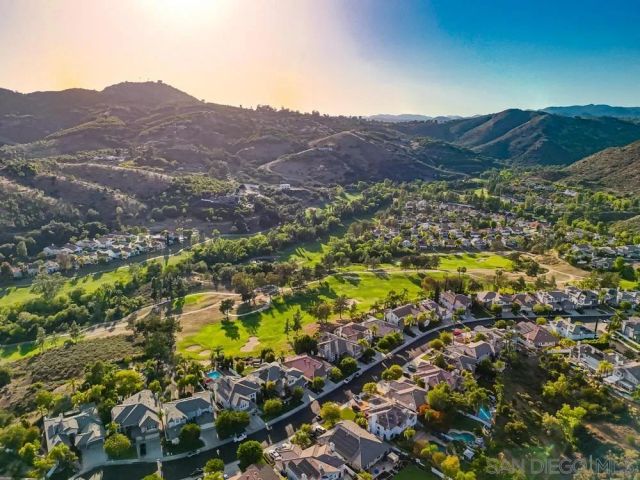 2327 Orchard View Ln, Escondido, CA 92027