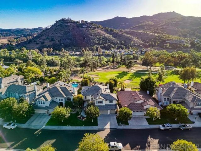 2327 Orchard View Ln, Escondido, CA 92027