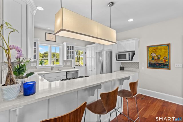 99 Garnet Park Road, Madison, CT 06443