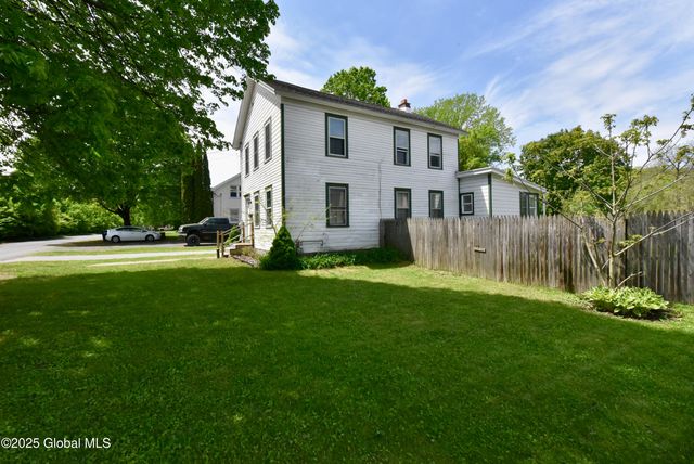4 Henry Street, Glens Falls, NY 12801