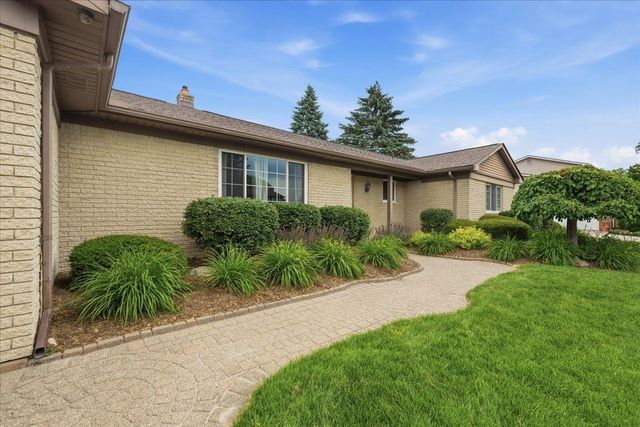 5191 Saint Richard Drive, Shelby Twp, MI 48316
