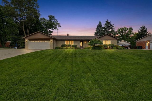 5191 Saint Richard Drive, Shelby Twp, MI 48316