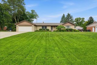 5191 Saint Richard Drive, Shelby Twp, MI 48316
