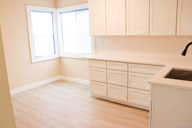 1338 HELEN Street, Inkster, MI 48141