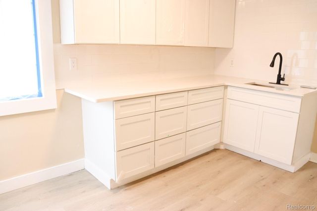 1338 HELEN Street, Inkster, MI 48141