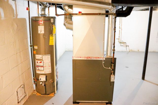 1338 HELEN Street, Inkster, MI 48141