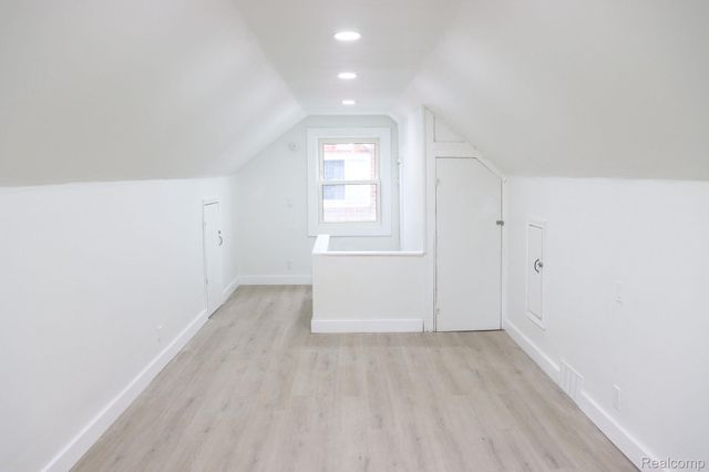 1338 HELEN Street, Inkster, MI 48141