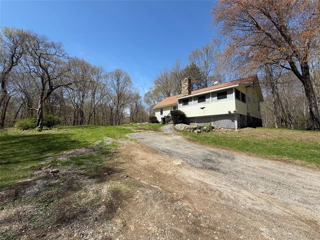 450 Haviland Drive, Patterson, NY 12563