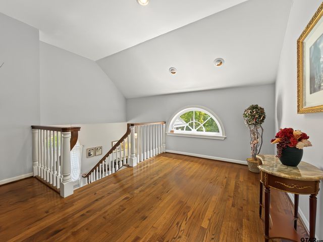 1700 Clubview Drive, Tyler, TX 75701