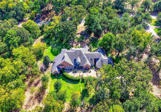 1700 Clubview Drive, Tyler, TX 75701