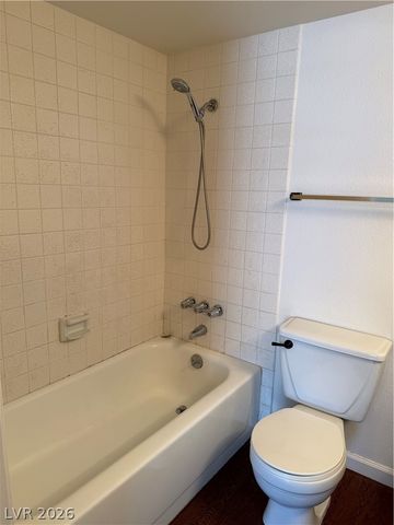 3823 South Maryland Parkway T5, Las Vegas, NV 89119