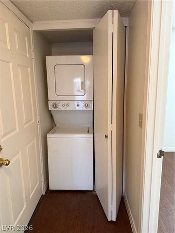 3823 South Maryland Parkway T5, Las Vegas, NV 89119