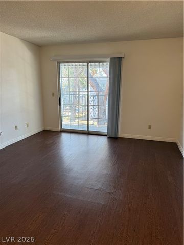 3823 South Maryland Parkway T5, Las Vegas, NV 89119