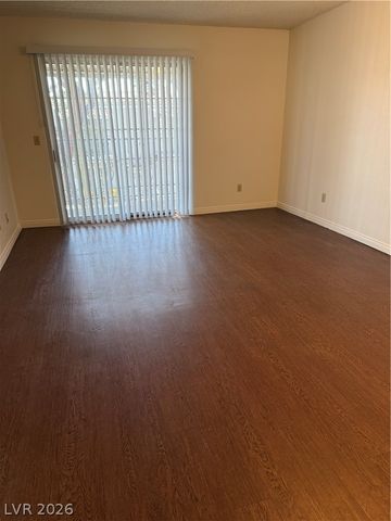 3823 South Maryland Parkway T5, Las Vegas, NV 89119
