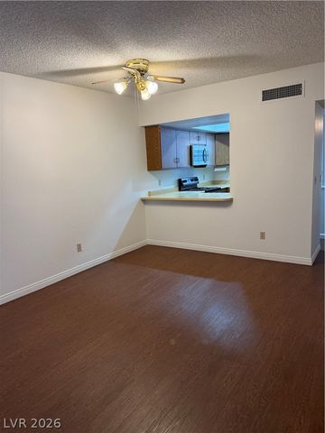 3823 South Maryland Parkway T5, Las Vegas, NV 89119