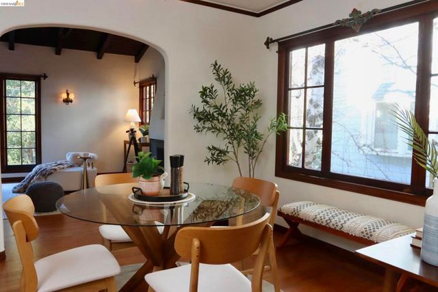 385 385 Vermont Ave, Berkeley, CA 94707