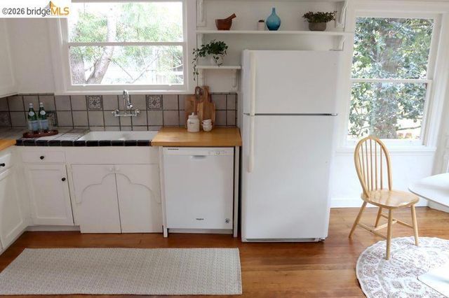 385 385 Vermont Ave, Berkeley, CA 94707