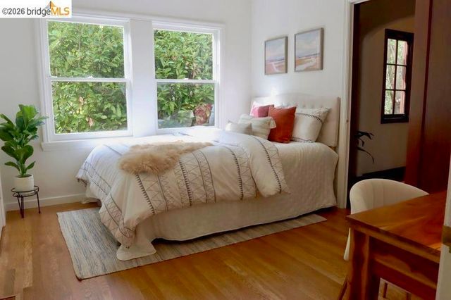 385 385 Vermont Ave, Berkeley, CA 94707