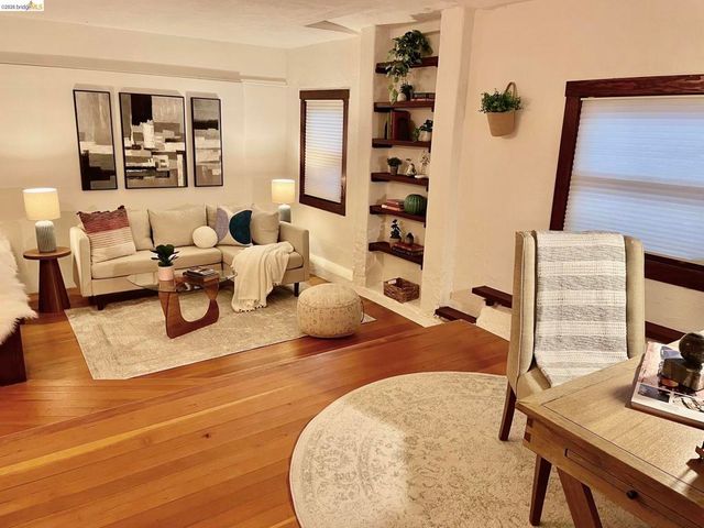 385 385 Vermont Ave, Berkeley, CA 94707