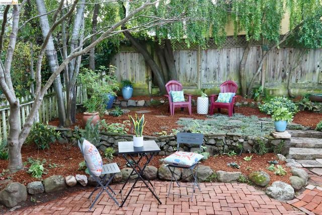 385 385 Vermont Ave, Berkeley, CA 94707