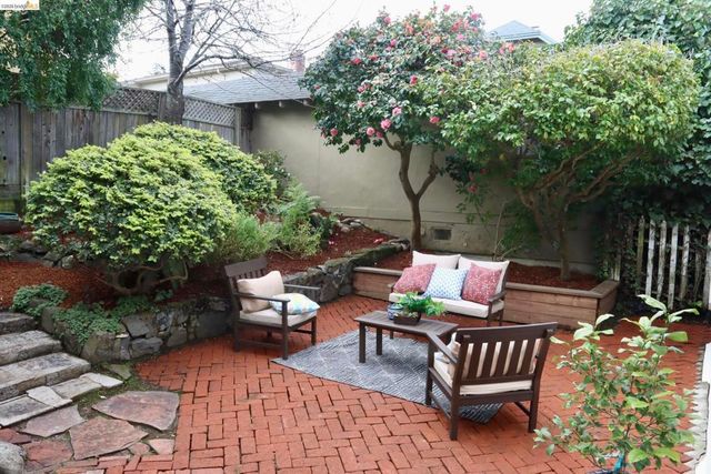 385 385 Vermont Ave, Berkeley, CA 94707