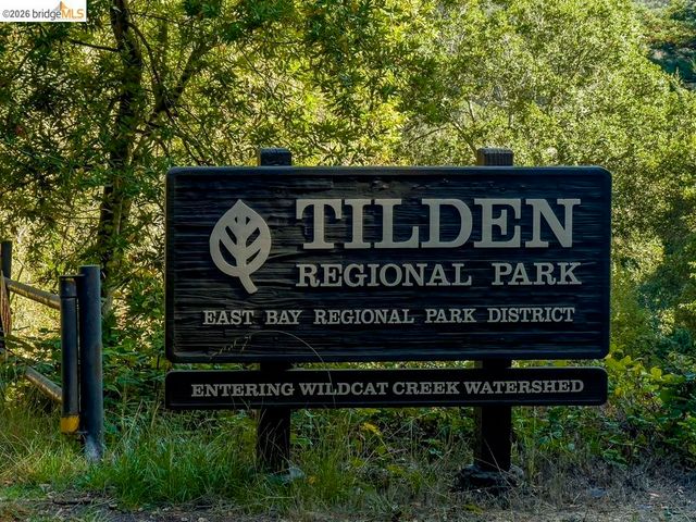 385 385 Vermont Ave, Berkeley, CA 94707