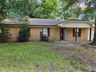 16455 Red Fern Rd, Tyler, TX 75703