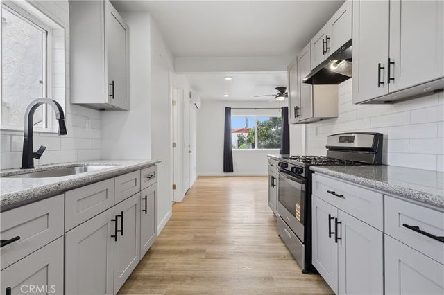 3101 W 60th, Los Angeles, CA 90043