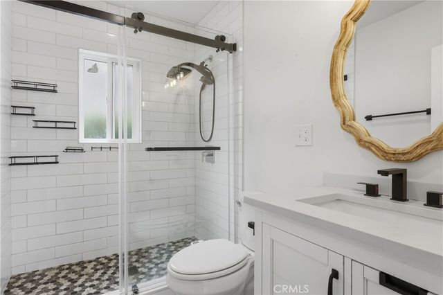 3101 W 60th, Los Angeles, CA 90043