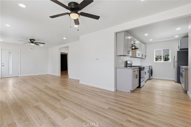 3101 W 60th, Los Angeles, CA 90043