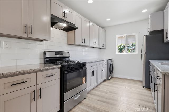 3101 W 60th, Los Angeles, CA 90043