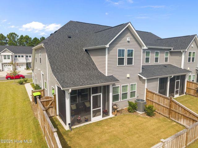 7400 Springwater Drive, Wilmington, NC 28411