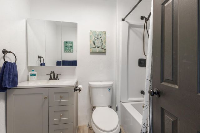 1201 High Street SE, Albuquerque, NM 87102