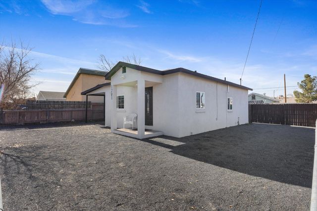 1201 High Street SE, Albuquerque, NM 87102