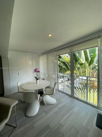 260 Sunrise Dr H, Key Biscayne, FL 33149