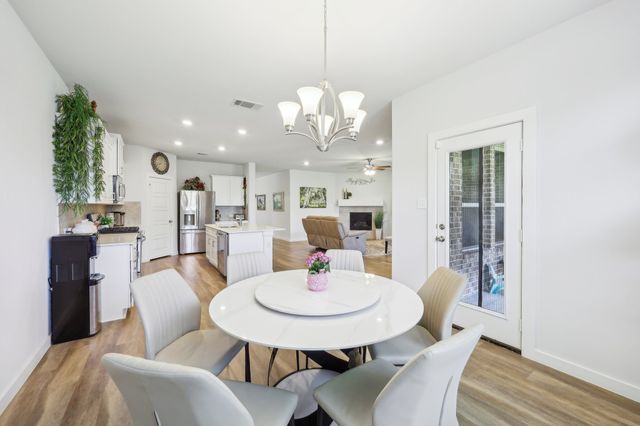 1816 Dunstan Drive, Fort Worth, TX 76052