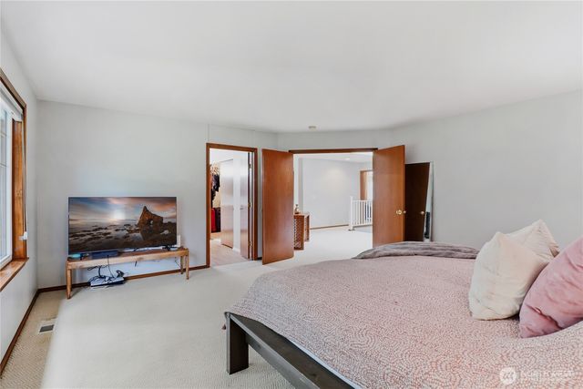 9632 Regency Loop SE, Olympia, WA 98513