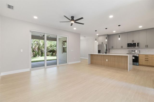 1099 CAZENOVIA STREET, Port Charlotte, FL 33952