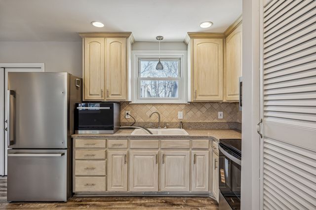 3520 Donna Kay Dr, Nashville, TN 37211