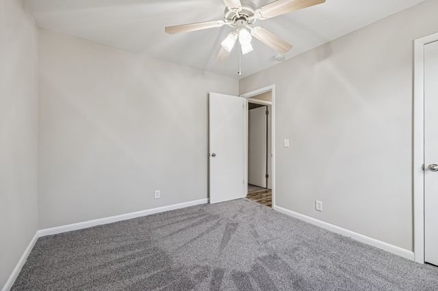 3520 Donna Kay Dr, Nashville, TN 37211