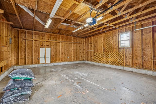 3520 Donna Kay Dr, Nashville, TN 37211