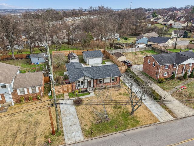 3520 Donna Kay Dr, Nashville, TN 37211