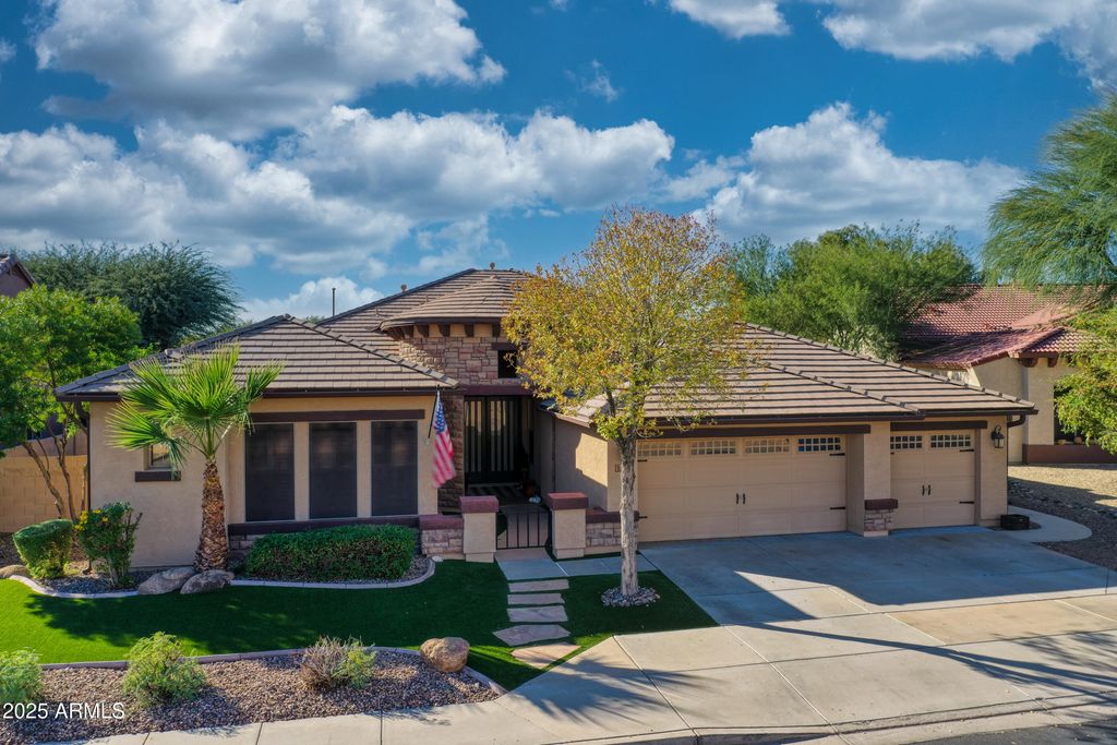 5632 N 134th Drive, Litchfield Park, AZ 85340