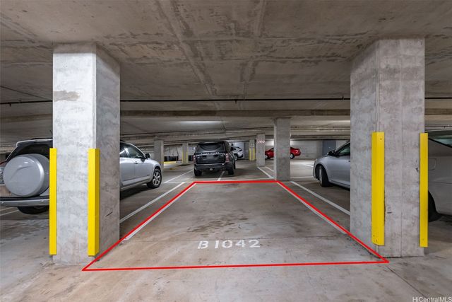 1314 Kalakaua Avenue 707, Honolulu, HI 96826