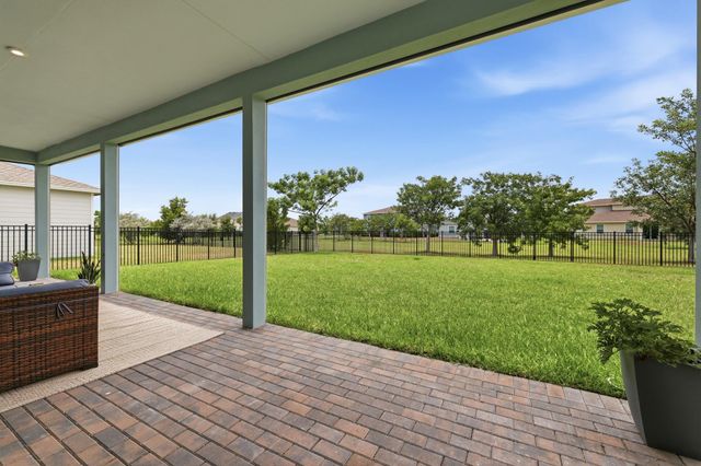 1177 Harvester Crossing, Loxahatchee, FL 33470