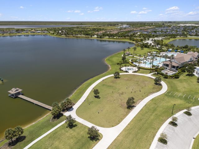 1177 Harvester Crossing, Loxahatchee, FL 33470