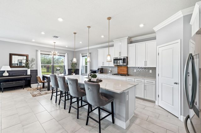 1177 Harvester Crossing, Loxahatchee, FL 33470